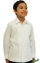 Cargar imagen en el visor de la galería, Guayaberas Finas Cab. Niño