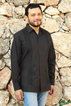 Cargar imagen en el visor de la galería, Guayaberas en cdmx